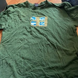 Quicksilver tshirt